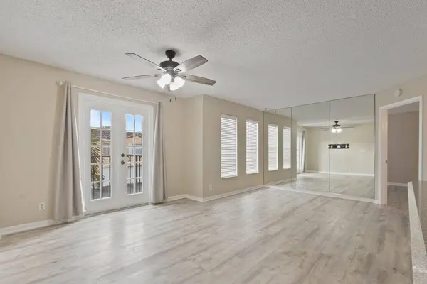 1135 Lake Shore DR #206, Lake Park, FL 33403