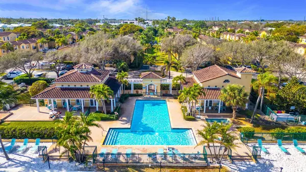 1135 Lake Shore DR #206, Lake Park, FL 33403