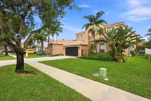 2478 WESTMONT LN, Royal Palm Beach, FL 33411