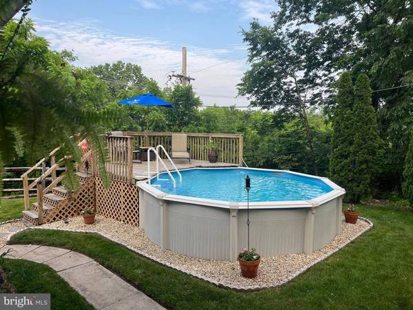 913 GRAVEL PIKE, Schwenksville, PA 19473