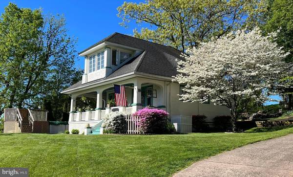 913 GRAVEL PIKE, Schwenksville, PA 19473