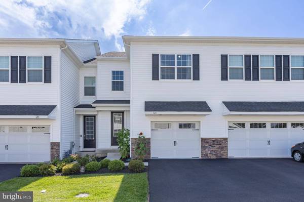 121 GOLDEN VALE DR, Royersford, PA 19468