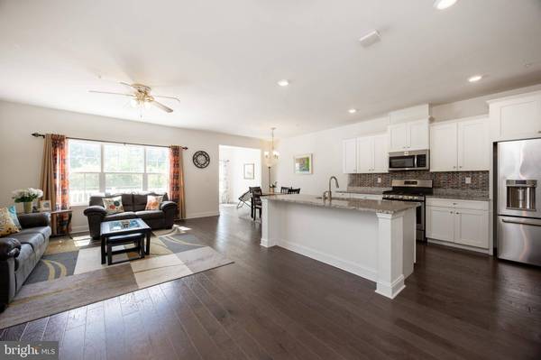 121 GOLDEN VALE DR, Royersford, PA 19468