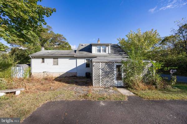 4 BORATEN RD, Royersford, PA 19468