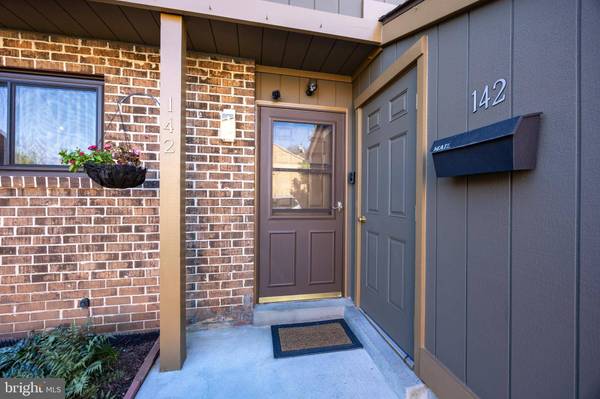 142 LARCHWOOD CT, Collegeville, PA 19426