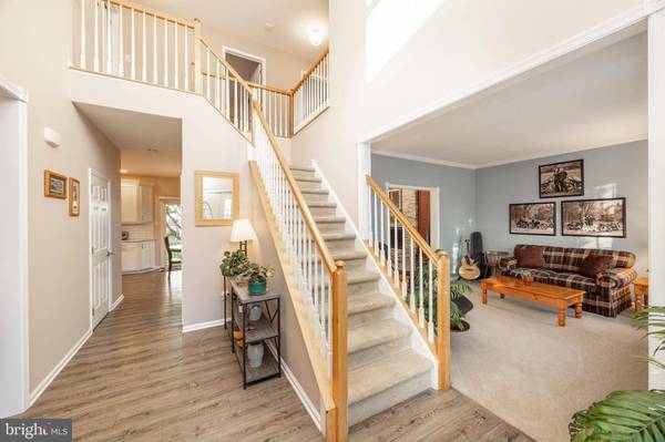 16 LONG MEADOW RD, Royersford, PA 19468