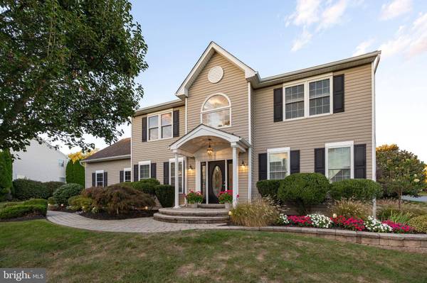 16 LONG MEADOW RD, Royersford, PA 19468