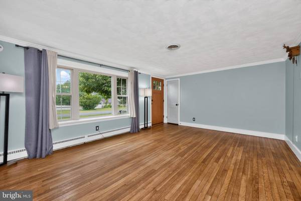 339 E LINFIELD TRAPPE RD, Royersford, PA 19468