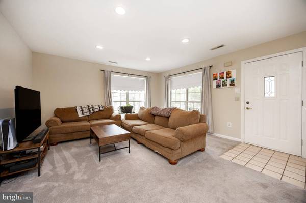 2409 FOXMEADOW CIR #CONDO 2409, Royersford, PA 19468