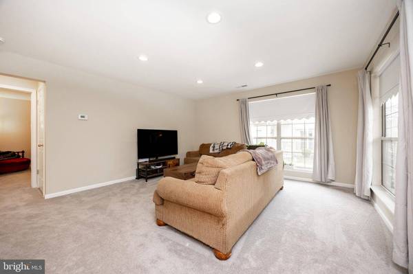 2409 FOXMEADOW CIR #CONDO 2409, Royersford, PA 19468