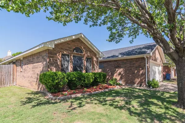 217 Centennial Place, Crowley, TX 76036