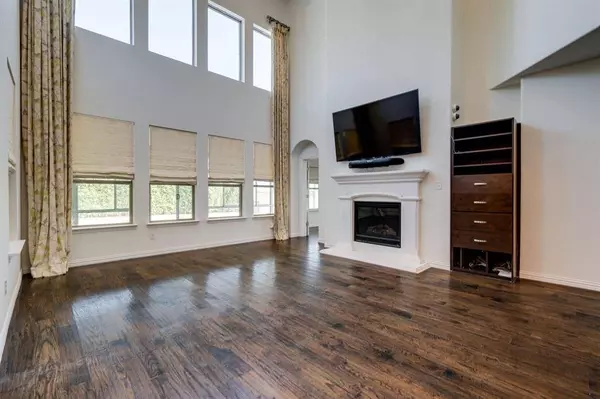 303 San Marcos Drive, Irving, TX 75039