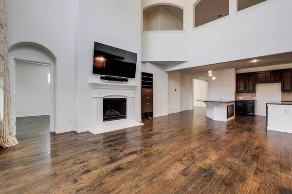 303 San Marcos Drive, Irving, TX 75039