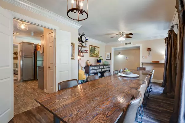 4913 N Colony Boulevard, The Colony, TX 75056