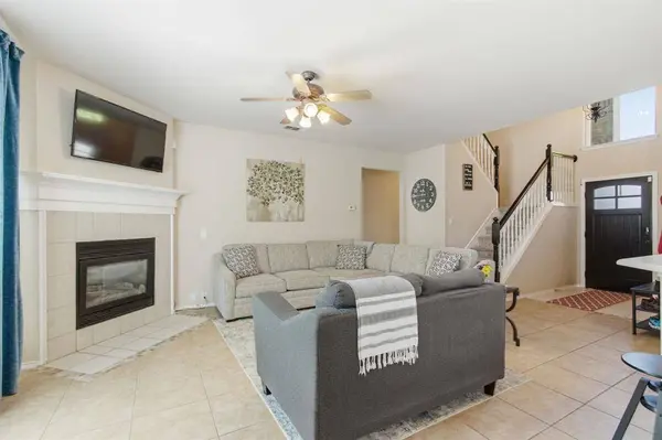 6625 Hayling Way, Denton, TX 76210