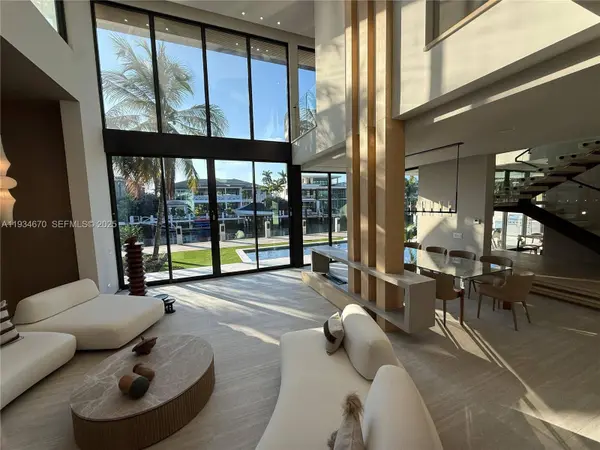 641 Flamingo Dr, Fort Lauderdale, FL 33301