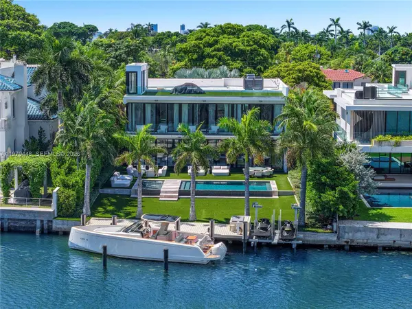 5501 Pine Tree Dr, Miami Beach, FL 33140