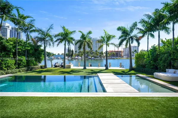 5501 Pine Tree Dr, Miami Beach, FL 33140