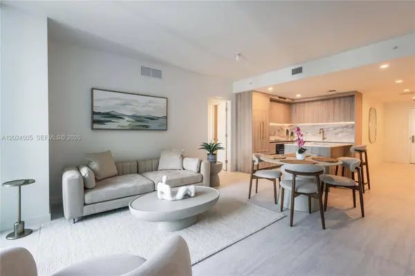77 SE 5TH STREET #2602, Miami, FL 33131