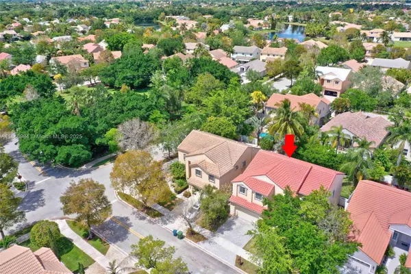 126 Cameron Ct, Weston, FL 33326