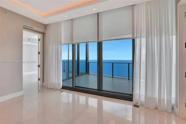 15701 Collins Ave #3804, Sunny Isles Beach, FL 33160