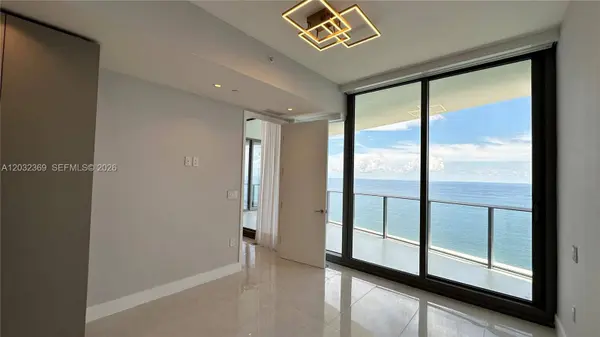 15701 Collins Ave #3804, Sunny Isles Beach, FL 33160