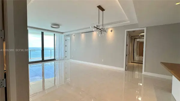 15701 Collins Ave #3804, Sunny Isles Beach, FL 33160