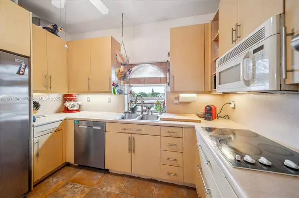 9008 Collins Ave #402, Surfside, FL 33154