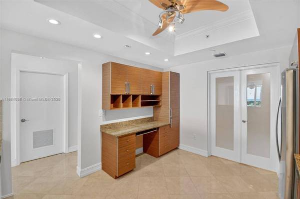 3330 NE 190th St #1611, Aventura, FL 33180