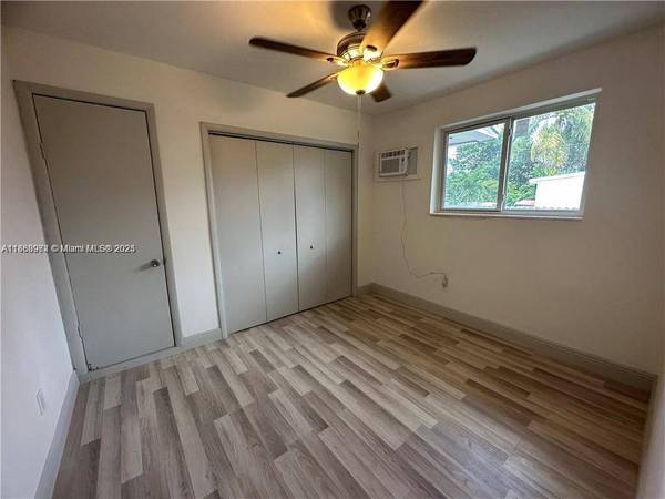 1255 NE 110th Ter, Miami, FL 33161