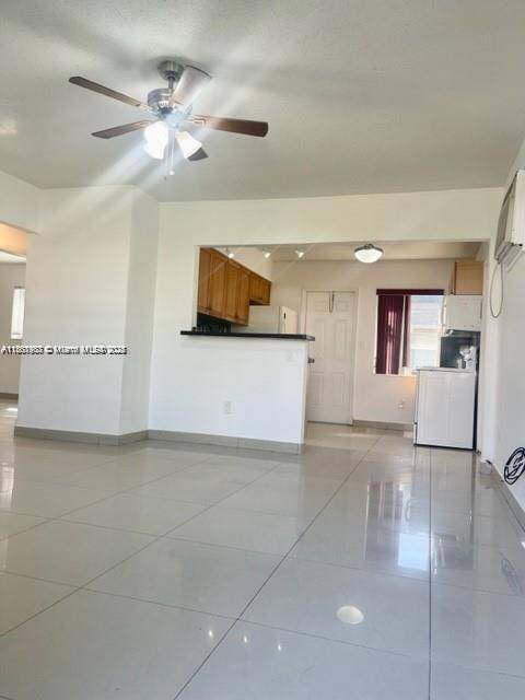 310 SW 10th Ter, Hallandale Beach, FL 33009