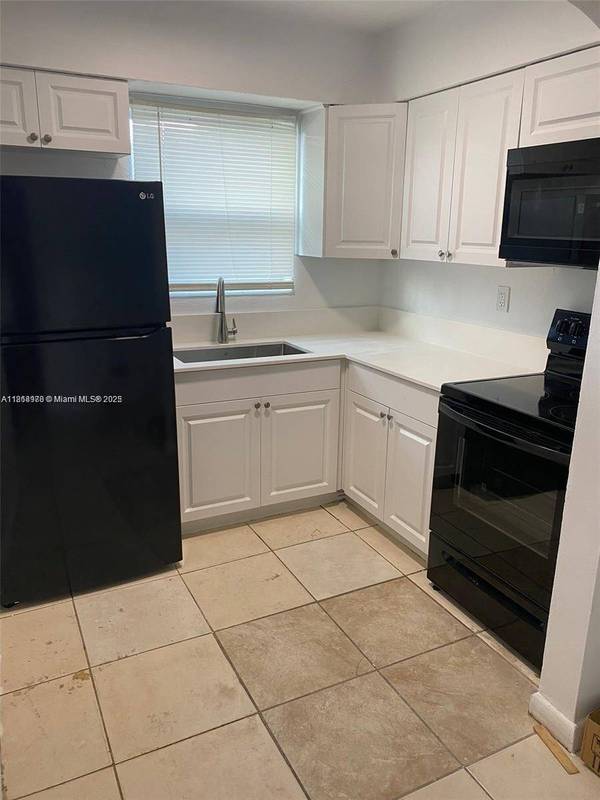 1204 NE 5th Ave, Fort Lauderdale, FL 33304