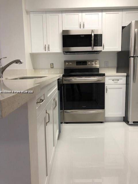 650 S Park Rd #28-5, Hollywood, FL 33021