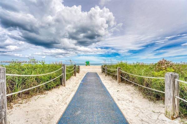 780 81st St #9, Miami Beach, FL 33141