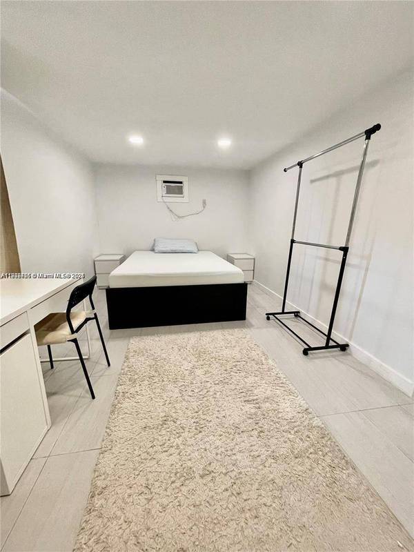 2310 N 57th Way #3, Hollywood, FL 33021