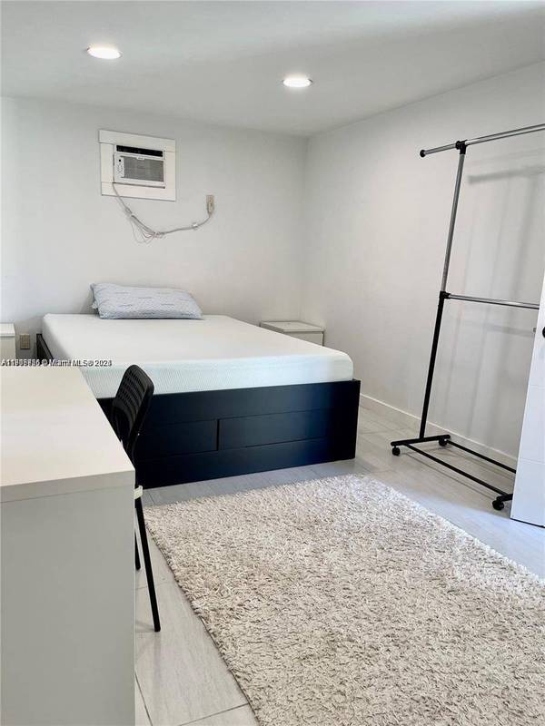 2310 N 57th Way #3, Hollywood, FL 33021