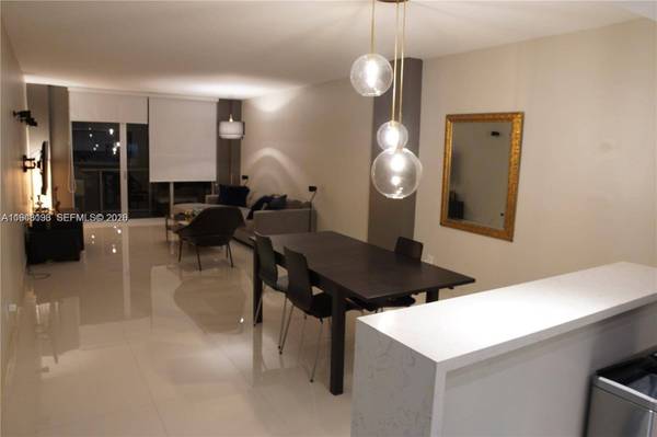 19390 Collins Ave #1422, Sunny Isles Beach, FL 33160