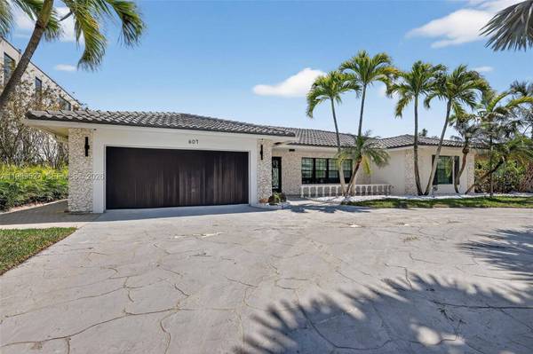 607 Layne Blvd, Hallandale Beach, FL 33009
