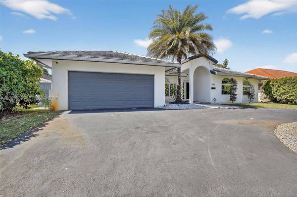 3540 N Park Rd, Hollywood, FL 33021