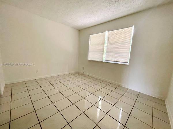 2621 Riverland Dr #2, Fort Lauderdale, FL 33312