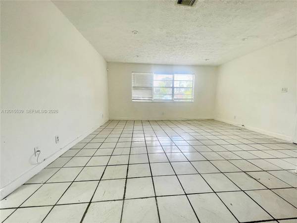 2621 Riverland Dr #2, Fort Lauderdale, FL 33312