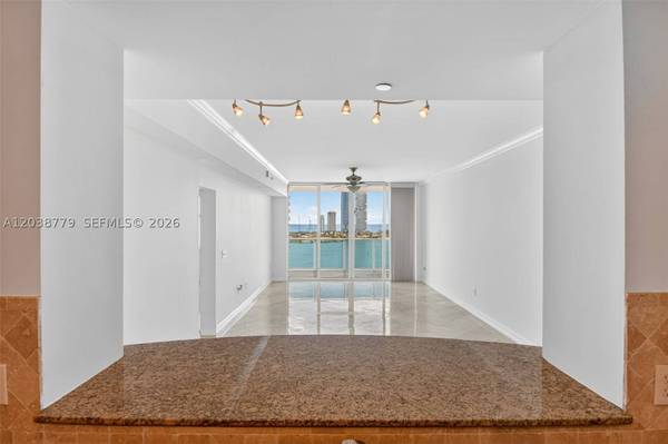 3330 NE 190th St #1611, Aventura, FL 33180