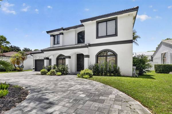 10746 Charleston Pl, Cooper City, FL 33026