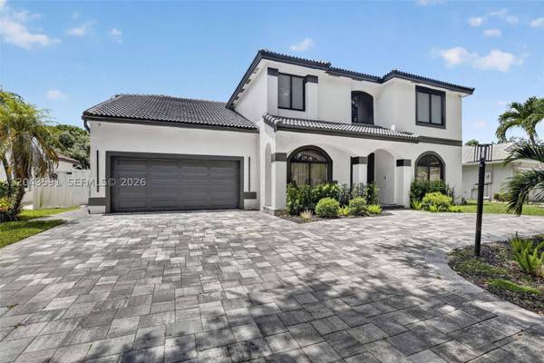 10746 Charleston Pl, Cooper City, FL 33026