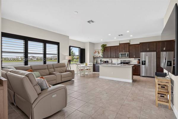 5691 Bristlecone Commoms, Westlake, FL 33470