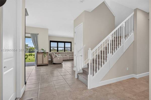 5691 Bristlecone Commoms, Westlake, FL 33470