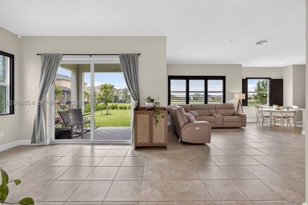 5691 Bristlecone Commoms, Westlake, FL 33470