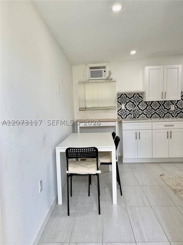 2310 N 57th Way #3, Hollywood, FL 33021