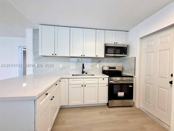 910 SW 2nd Ave #910, Hallandale Beach, FL 33009