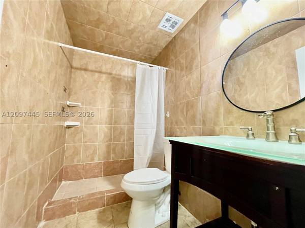 2621 Riverland Dr #B, Fort Lauderdale, FL 33312